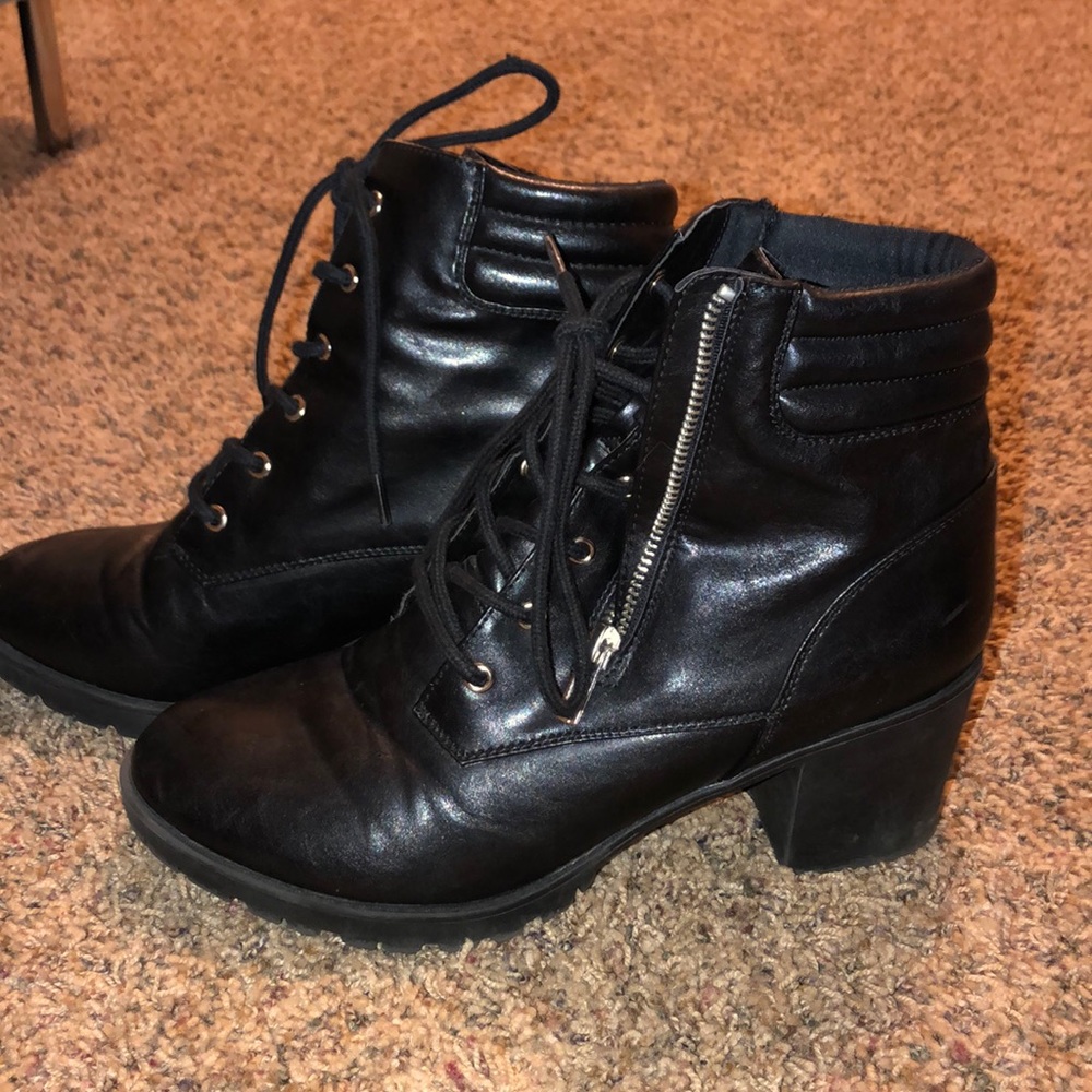 Black Kick-Butt booties!!